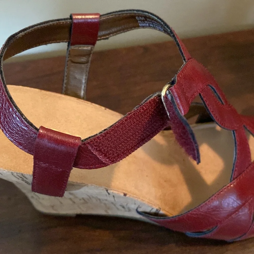AEROSOLES brand new